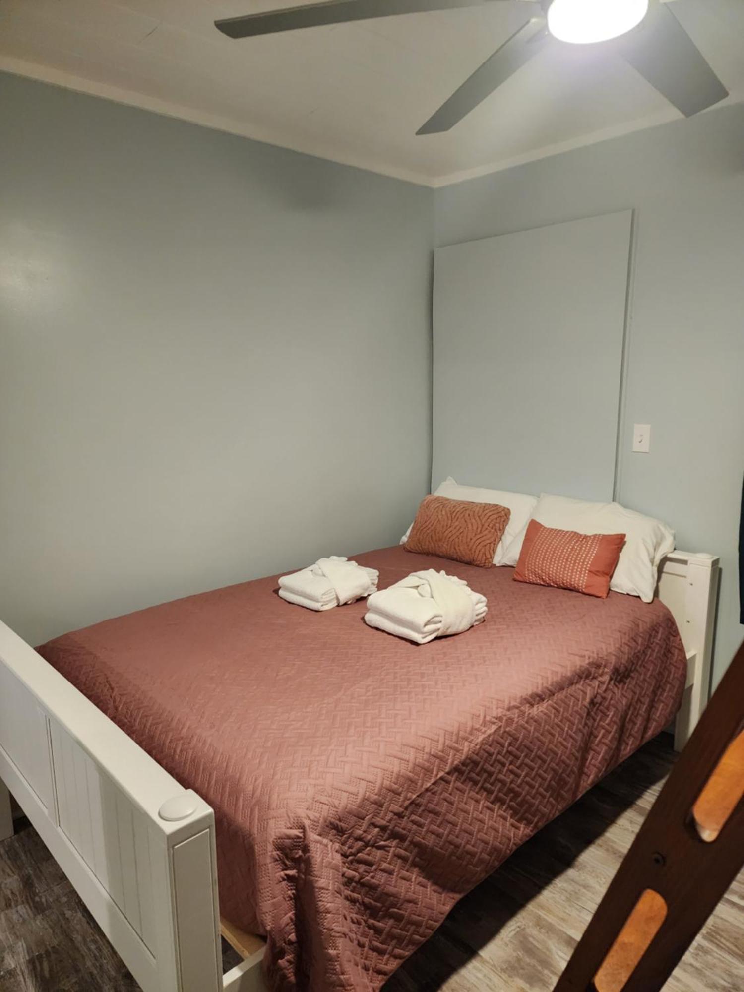 Villa Tranquility By The 1st Fl Sleeps 6,king Bed Hilton Head Island