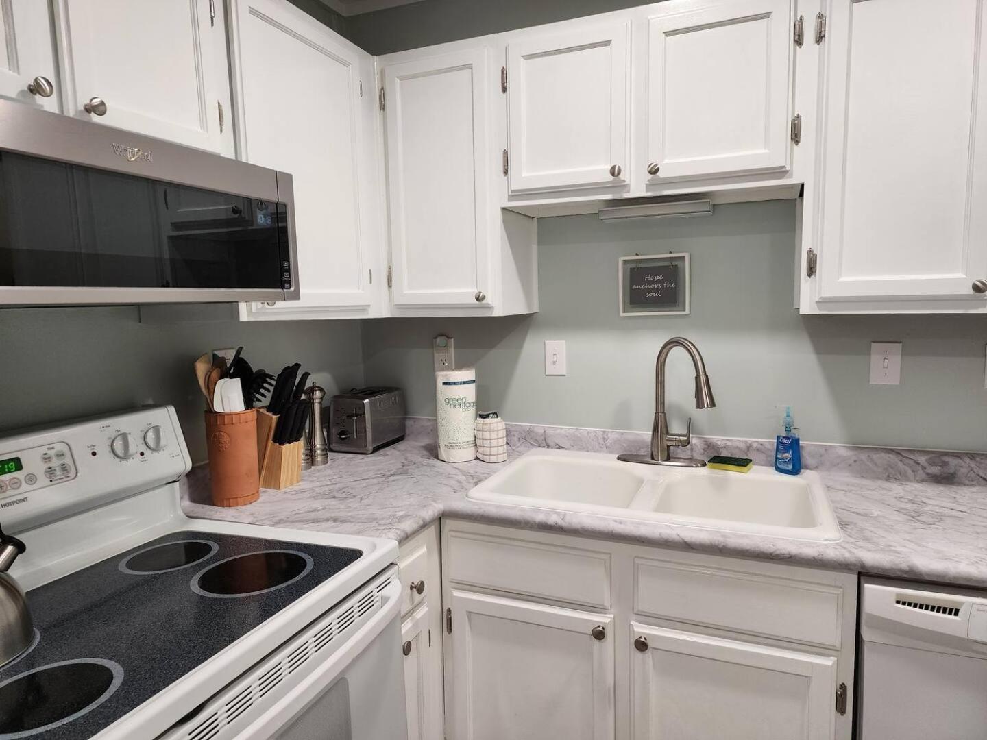 Tranquility By The 1st Fl Sleeps 6,king Bed
